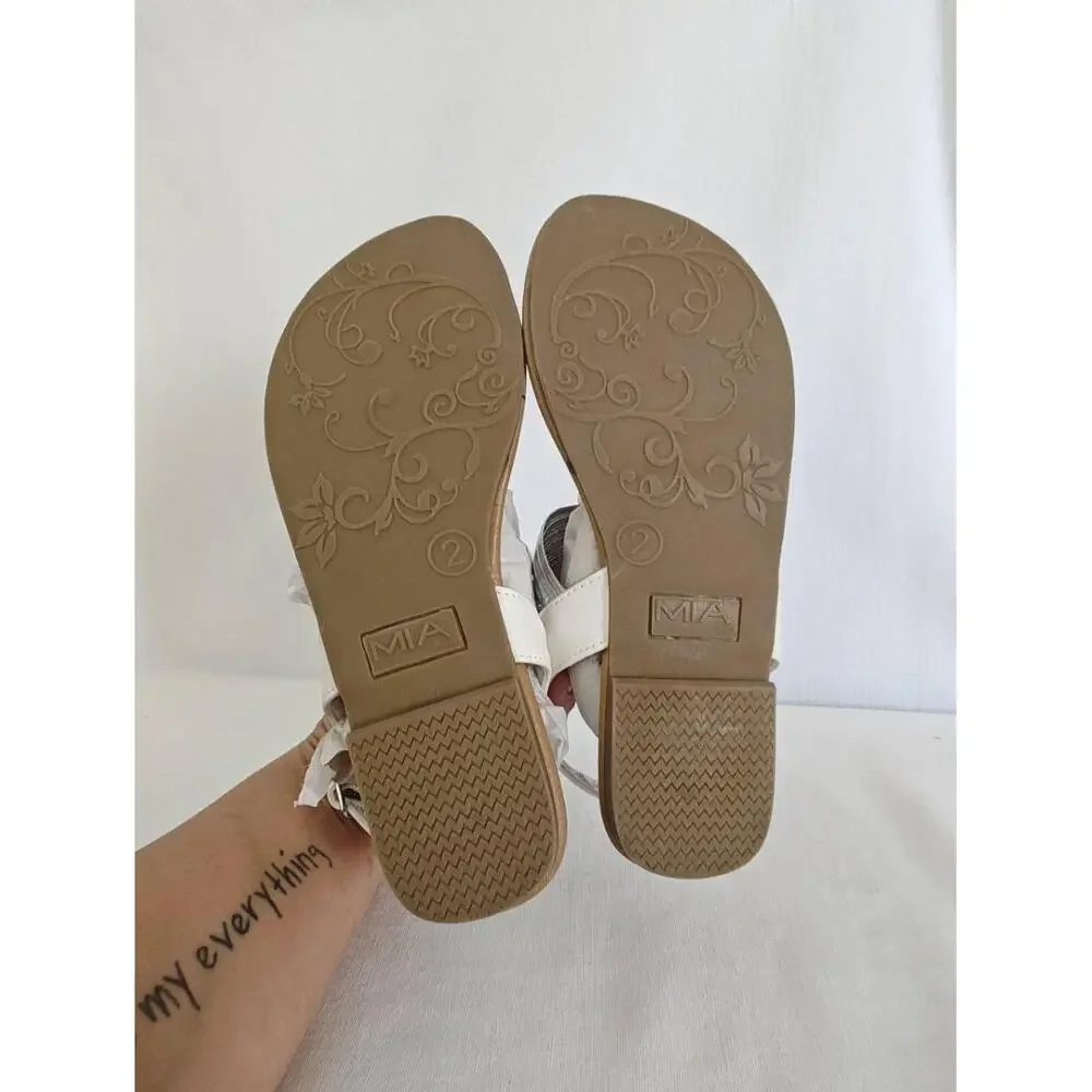 Mia Kids Sandals Harlow While Silver Metallic Thong T-Strap Flats Girls Youth‎ 1